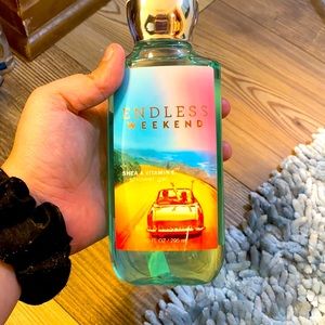 Endless weekend shower gel